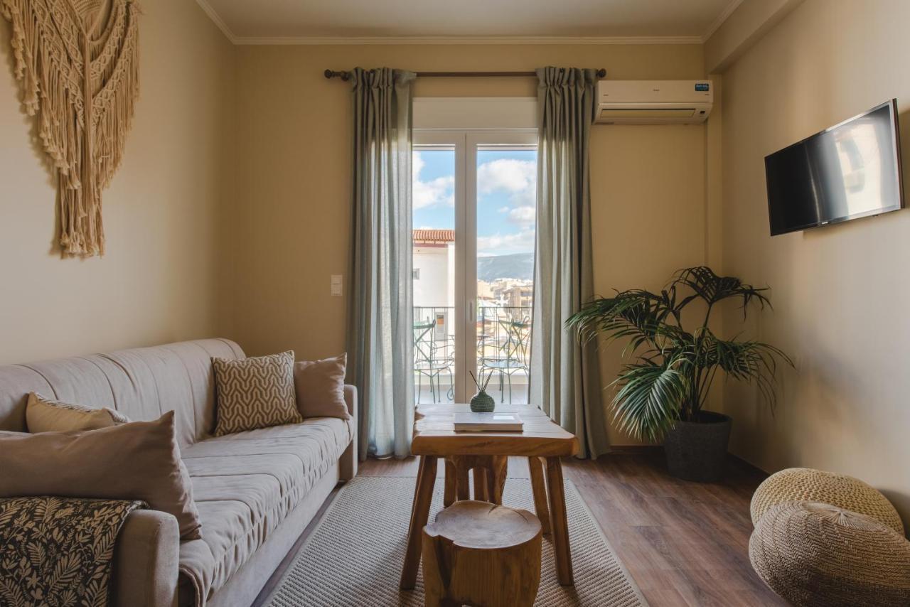 Living Stone Aparthotel Atene Esterno foto