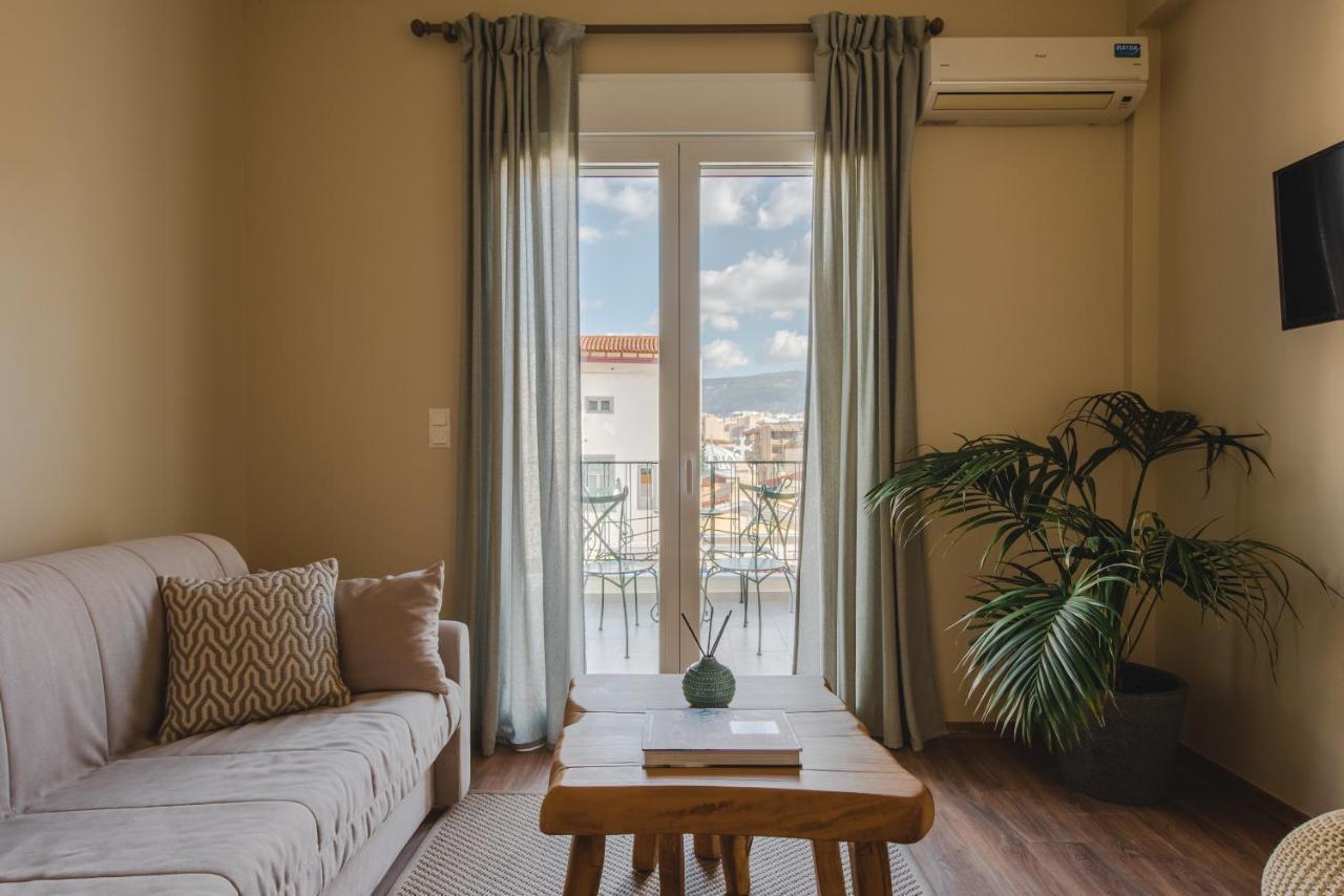 Living Stone Aparthotel Atene Esterno foto