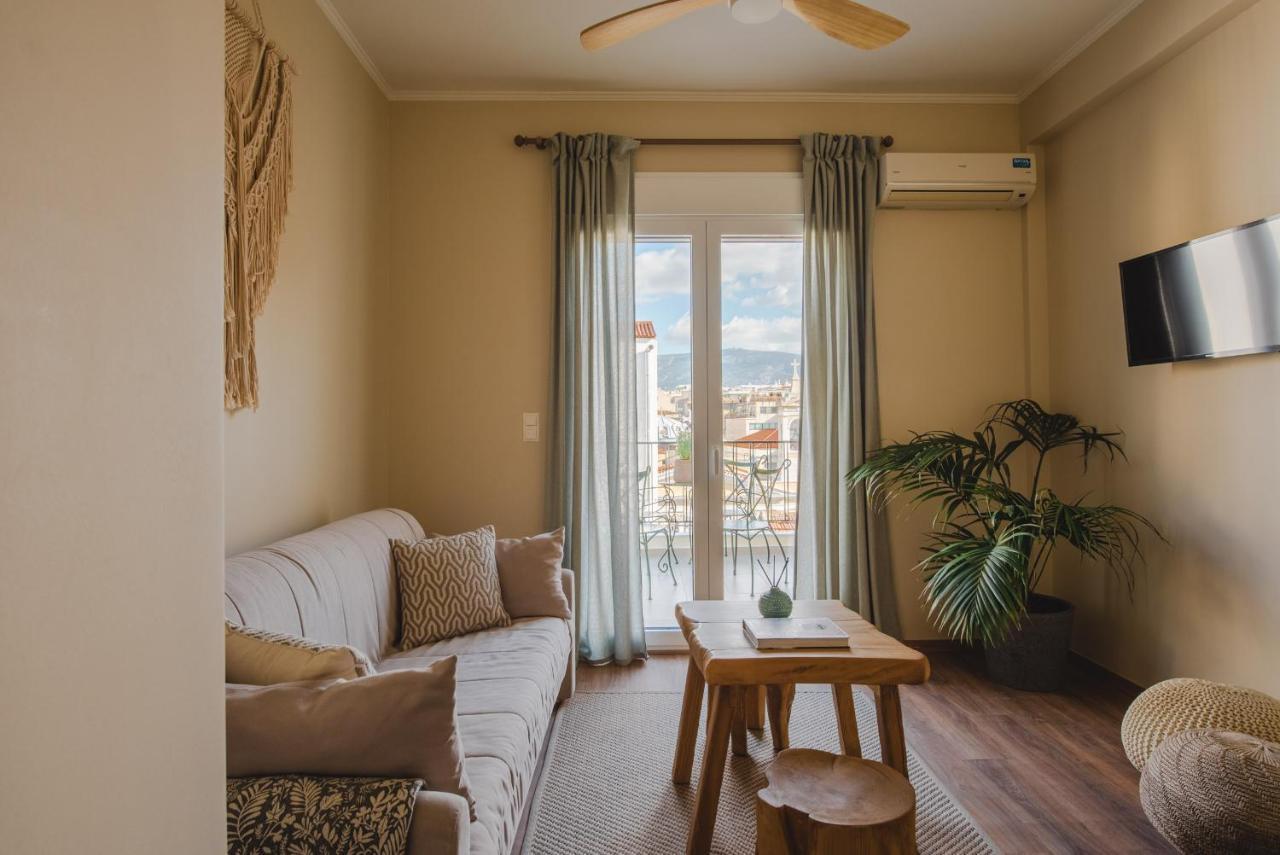 Living Stone Aparthotel Atene Esterno foto