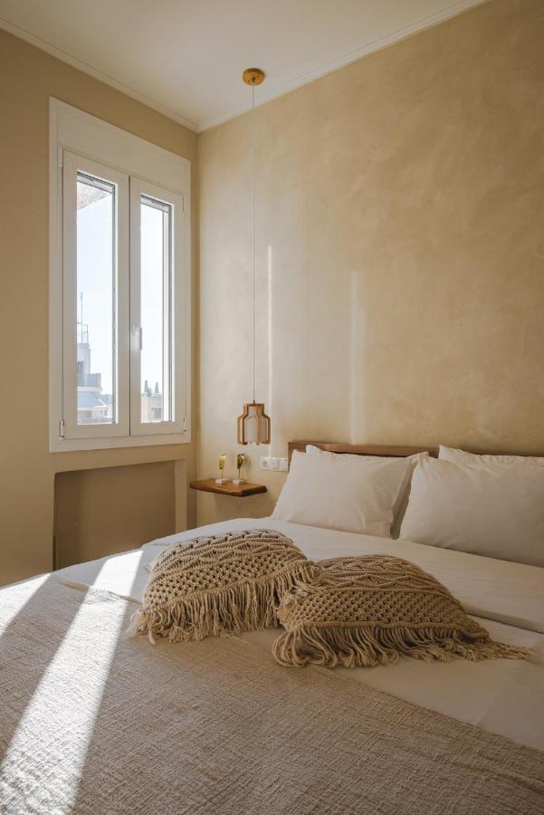 Living Stone Aparthotel Atene Esterno foto